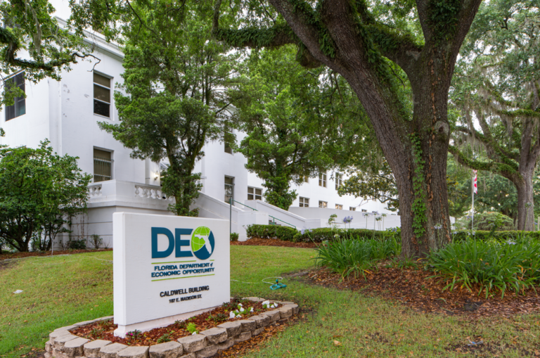 Florida begins paying out extra 300 weekly, still working to extend